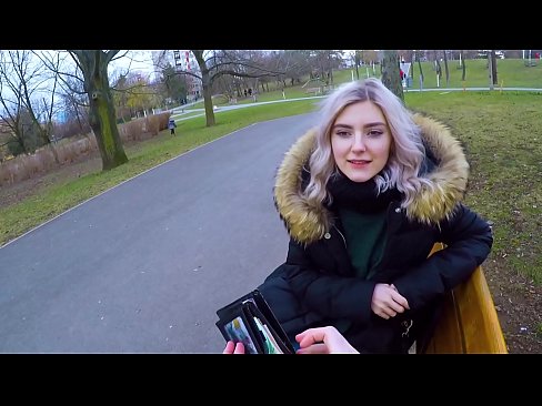 ❤️ Ezezagun baten esperma beroa irensten du diruaren truke - Eva Elfie-k parkean putz egin du Porno gurean eu.mrvideospornogratis.ru ❌️❤